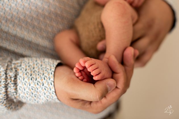 Détail photo nouveau né, papa bébé, Territoire de Belfort