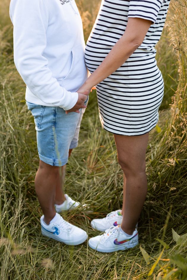 Photographe femme enceinte, photo de couple lgbtqia+, Mulhouse, Haut-Rhin
