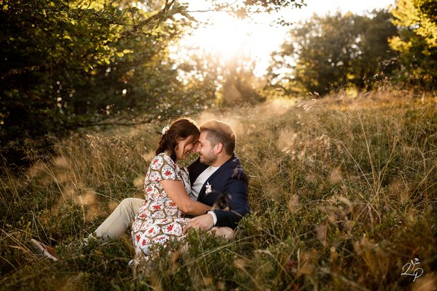 photographe Lauriane Pujo -  Couple engagement - Séance photo pour faire-part de mariage dans les Vosges