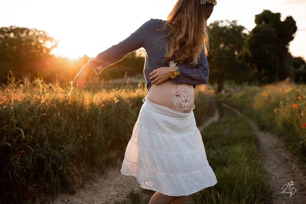 rituel de grossesse, rituel de maternité, femme enceinte