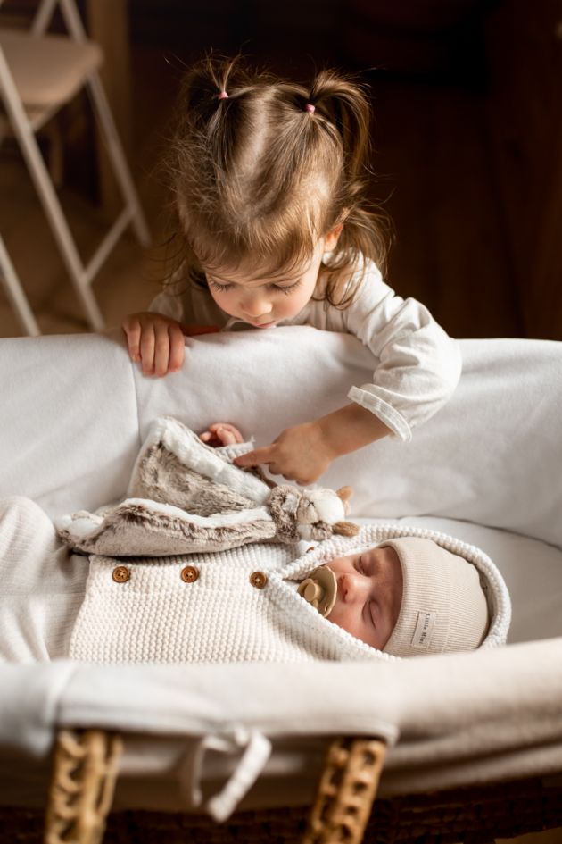 photo soeur frere, nouveau né, photo de fratrie, reportage naissance lifestyle, à domicile