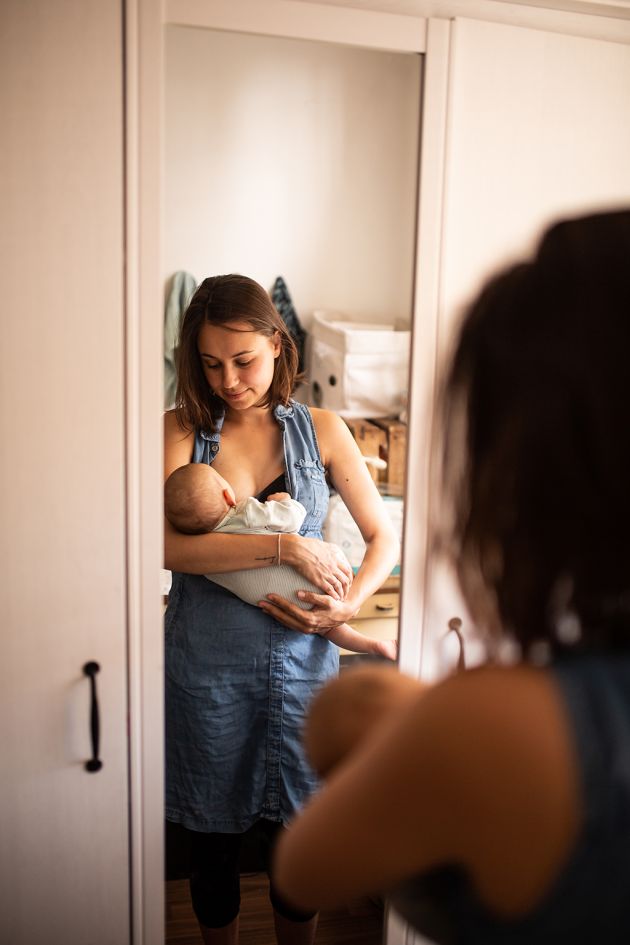 Autoportrait maman bébé allaitement, Haut-Rhin