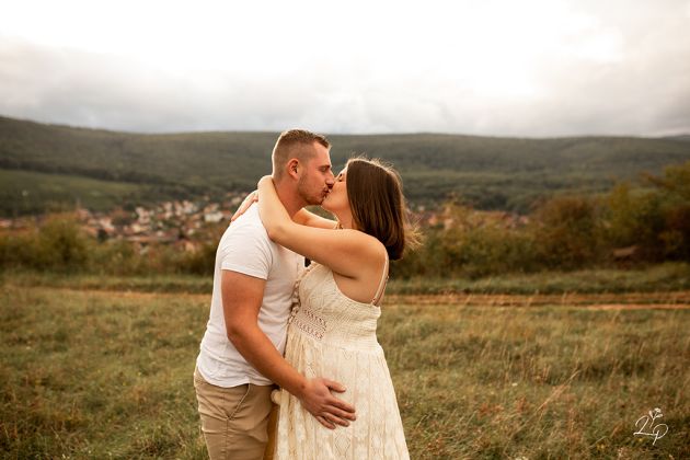 photo Lauriane Pujo -  Mulhouse - Couple grossesse 3è trimestre MBE1