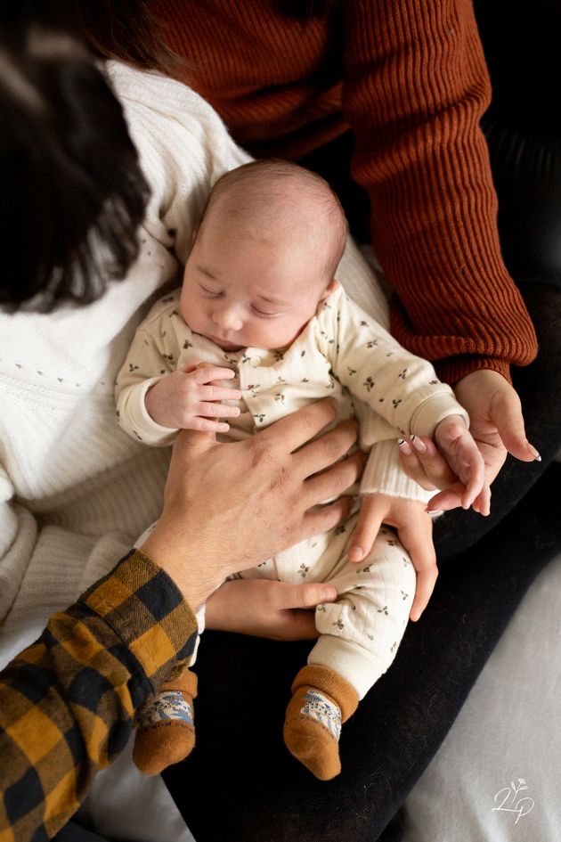 Reportage nouveau né, bebe, lifestyle à domicile, Territoire de Belfort