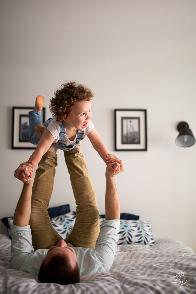 Séance photo famille à domicile, Lauriane Pujo photographe de famille, Mulhouse