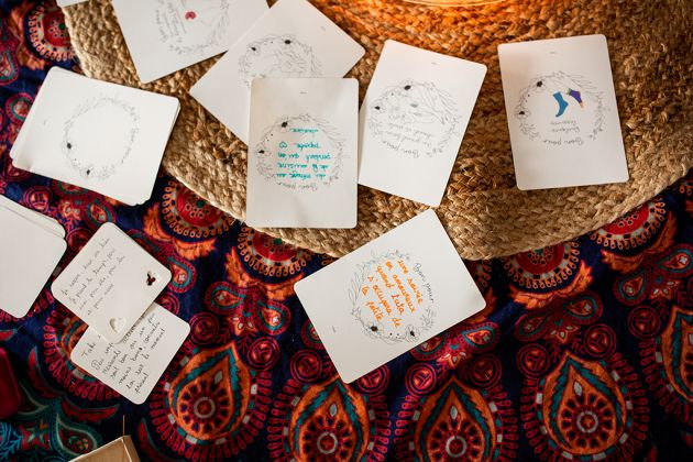 Blessingway, reportage photo événement, cérémonie de grossesse, maternité, carte pour le postpartum, intention pour le postpartum